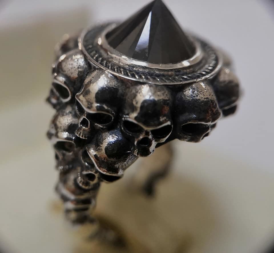 Anillo Anēka Calavera